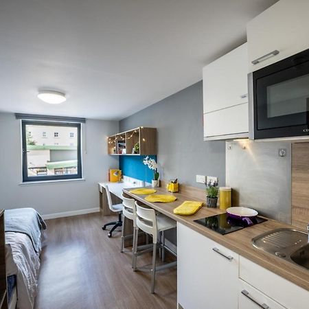 Joivy Affordable Edinburgh - Adults Only Hotel Eksteriør billede