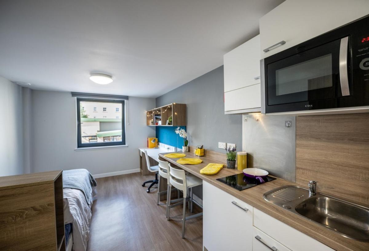 Joivy Affordable Edinburgh - Adults Only Hotel Eksteriør billede