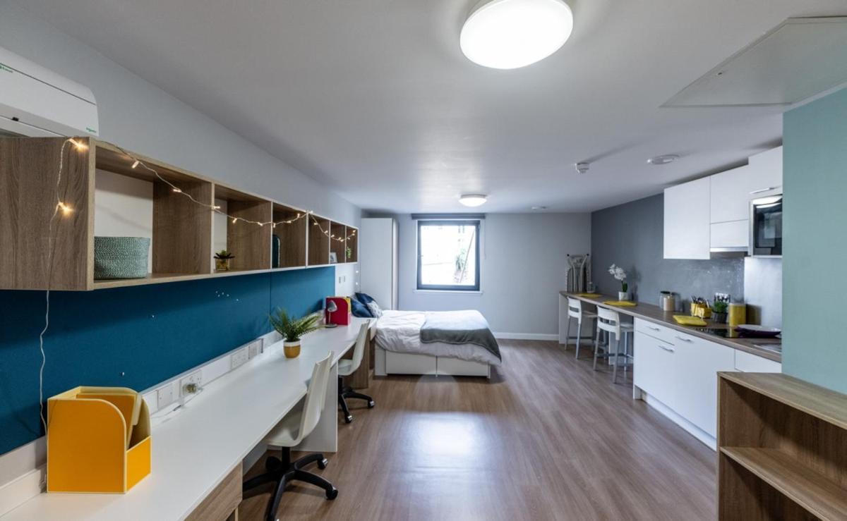 Joivy Affordable Edinburgh - Adults Only Hotel Eksteriør billede
